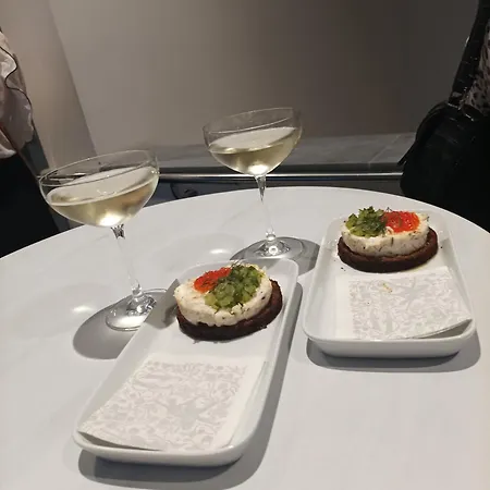 Апартаменты Orchid&sakura Kamppi *